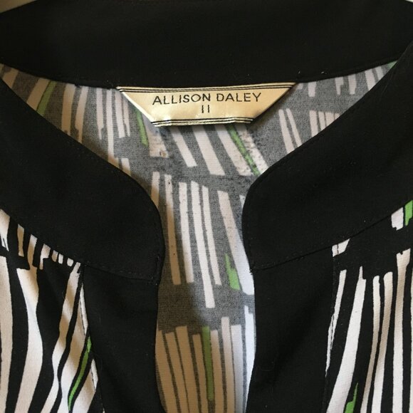 Surreal Warped Book Shelf Black Rhinestone Tunic Blouse - Picture 10 of 16